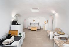 อื่นๆ 2 Elyvia Caves