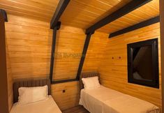 Others 6 EHLI BUNGALOV