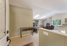 Khác 4 6 Dutchman 3 Bedroom Home