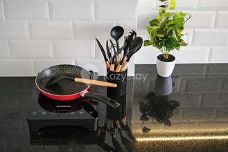 기타 4 Sarwa by Kozystay - Paskal