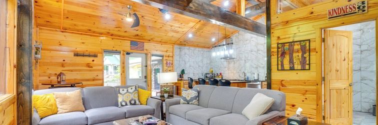 Khác 3 Mi to Dollywood: Peaceful Cabin w/ Deck