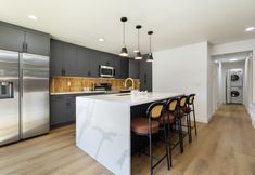 Lain-lain 6 Comfy Stay in Bellevue Parking Included