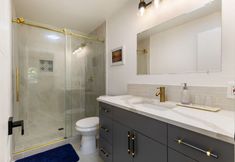 Lainnya 4 Comfy Stay in Bellevue Parking Included