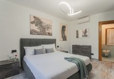 Others 2 Bell Tower Square by Rent all Como