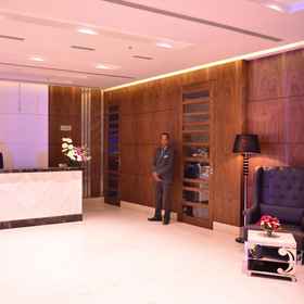 Reception 1 โรงแรม Silvete, โรงแรม & ที่พัก สถานีรถไฟชาร์บากห์