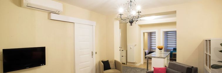 Others Big Cute Flat with Patio in Beyoglu