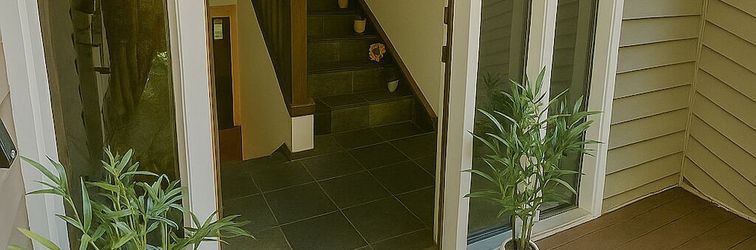 Lainnya Beautiful House with Yard in Bellevue