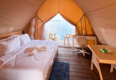 Others 7 Floating Home in Reef Resort Unit 11