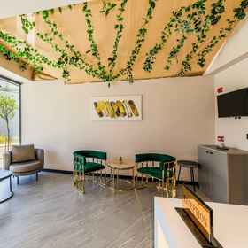 Reception 1 Hilltown Airport Hotel, Toplu Konutlar Hotels