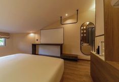 Others 7 Youran Bieyuan