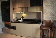 Others 4 Arun Suites