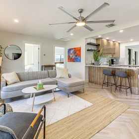 Primary image13 Mi to Beach: Renovated Haven in Fort Lauderdale!,拉斯奥拉斯河滨飯店