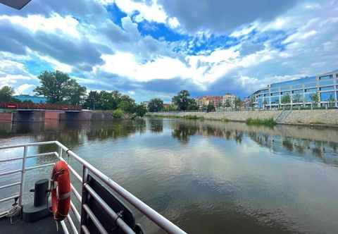 Lain-lain Great Polonia River Boat Apartments