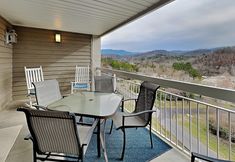 Others 2 Hardy Party Whispering Pines 554