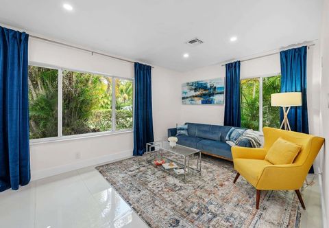 Others Uhost AI 4-unit Gem Mins to Las Olas Beach