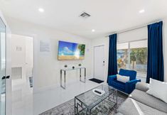 Others 3 Uhost AI 4-unit Gem Mins to Las Olas Beach