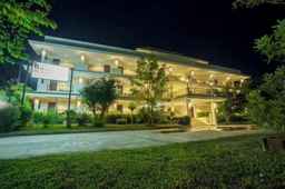 IM BOUTIQUE HOTEL, USD 17.36