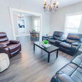 Primary image 1 บ้าน 3 ห้องนอน สำหรับครอบครัว - จอดรถฟรี และ Wi-Fi, โรงแรม & ที่พัก อุทยานแห่งรัฐน้ำตกไนแองการา