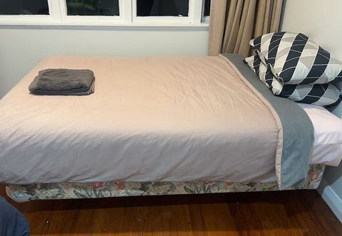 Others 3 Bedroom House at 12 Phyllis St