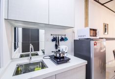 Others 4 3 Towers KL