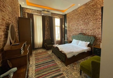 Lain-lain Taksim Stone Wall Apartments