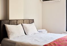 Others 6 Aymira Pangaltı