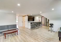 Others 5 Walkable Abode in Stroudsburg's Business District!