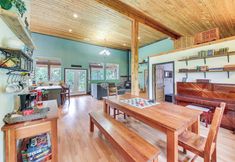 Lainnya 6 Rustic & Modern Home w/ Forest Views in Newport!