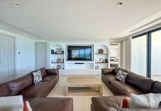 Others 3 5BR Beachfront Luxury Condo