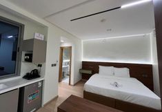 기타 4 Al Rayyan Residential Suites