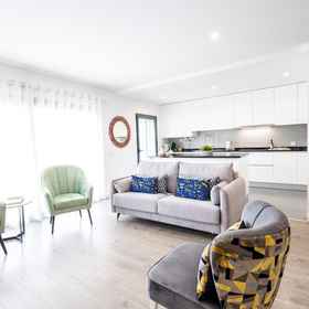 Room1Martinha T2 in S o Martinho do Porto,阿尔科巴萨公寓