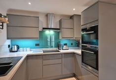 Others 5 Somerset Coach House