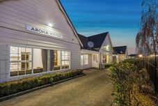 Others Aroha Motel