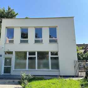 Primary image 1 Mololo Art Hotel, Hotel Sklep Charytatywny LukLuk