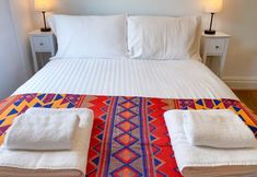 Lain-lain 3 Glastonbury Hill Escape