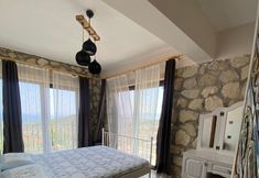 其他 4 Nur Karen Taş Konak