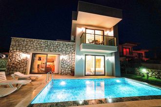 อื่นๆ 4 Villa Meyra