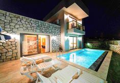 其他 3 Villa Meyra