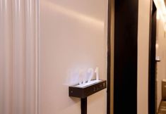 Others 2 Forest Hotel