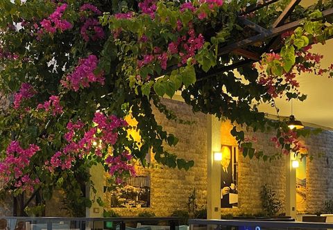 Lain-lain Tuna Butik Otel