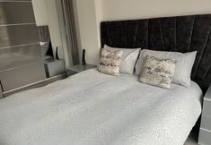 Others 4 Private 2 bed Apartment - Edinburgh - Sleeps 2 Max