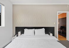 その他 4 First Tracks