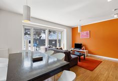 その他 7 First Tracks