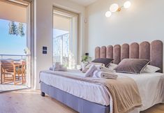 Others 2 Aurora Apartment in Como