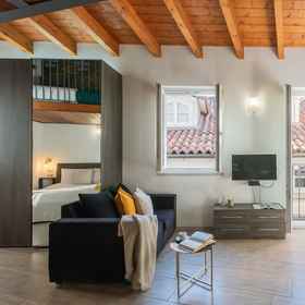 Room 1 Domus 4 in Como in Como, Hotel Wilayah Como