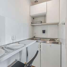 Private kitchen 1 Apartamenty Sun & Snow Obrońców Wybrzeża, Hotel Provinsi Pomerania