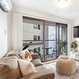 Primary image 1 Central 3BR Full Kitchen & Amenities Zodiak Stays, Campbells Bay Apartments