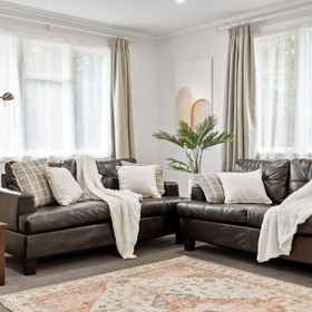 Primary image 1 靠近Tamaki River的三卧室公寓,带露台和停车位 Zodiak Stays, 坎贝尔斯湾 Villas