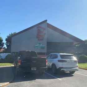 Primary image1紅屋頂HomeTowne Studios - 尼加拉機場,Northtown Center at Amherst飯店