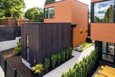 기타 Secret Hideaway - New Custom Built Home